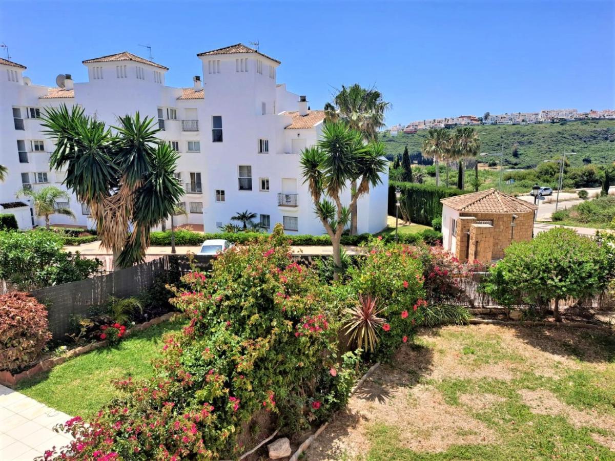 Apartment At Balcones De Los Hidalgos 2 Manilva Exterior photo